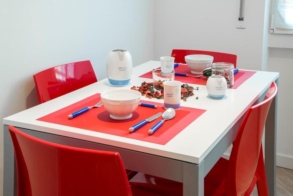 B&B Gocciadoro 26 Nuovo, Climatizzato, Zona Ospedale, Posto Auto Trento Eksteriør billede