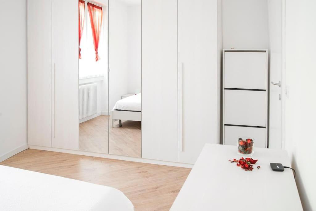 B&B Gocciadoro 26 Nuovo, Climatizzato, Zona Ospedale, Posto Auto Trento Eksteriør billede